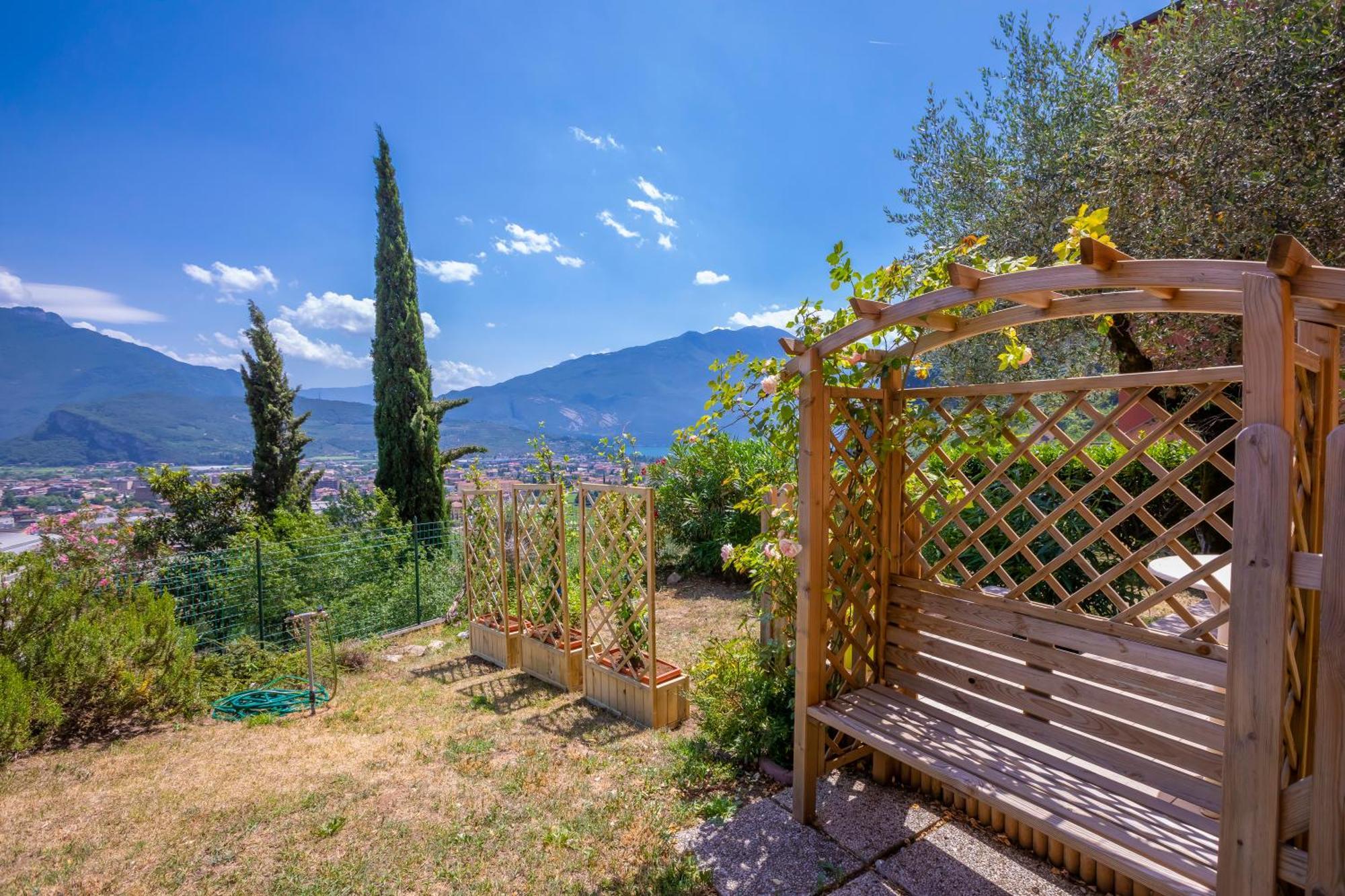 Casa Turchese - Happy Rentals Riva del Garda Dış mekan fotoğraf